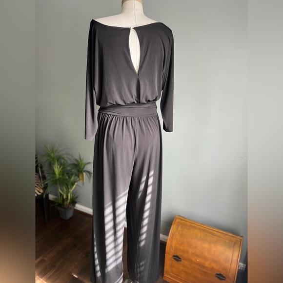 New York & Company Stretch Black Relax Fit Jumpsuit Size Medium - Picture 7 of 8
